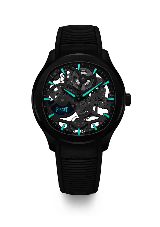 G0A49011_FRONT_dark_RVB_LD