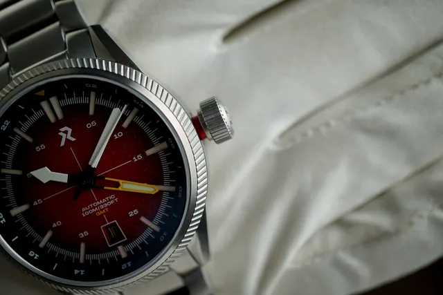 RZE Fortitude GMT - 4