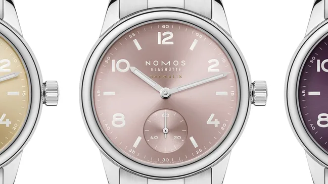 18_NOMOSGlashuette_Club_Sport_neomatik_34_group_3543x2362px-2