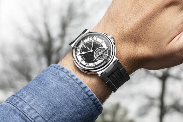 Breguet_Marine_Equation_Marchante_lifestyle_High_resolution__300_dpi___JPG__15883