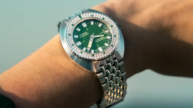 Doxa_SUB_200T_Diamanten_Aufmacher