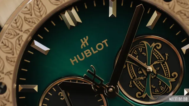 Hublot_Classic_Fusion_Chronograph_Arturo_Fuente_King_Gold_Dial_ZRH_2024
