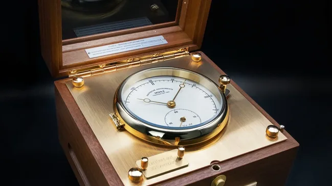 Muehle_Glashuette_Quarz-Marinechronometer_Edition_1994_1-scaled-1