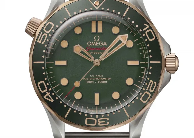 OMEGA_SeamasterDiver_TitanBronzegold_210.90.42.20.10.001_SE_Packshot_Front_RGB_kl