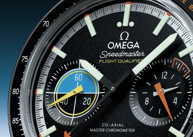 OMEGA_Speedmaster_Pilot_332.10.41.51.01.002_SP_Packshot_ThreeQuarter__DIAL_4x5_RVB