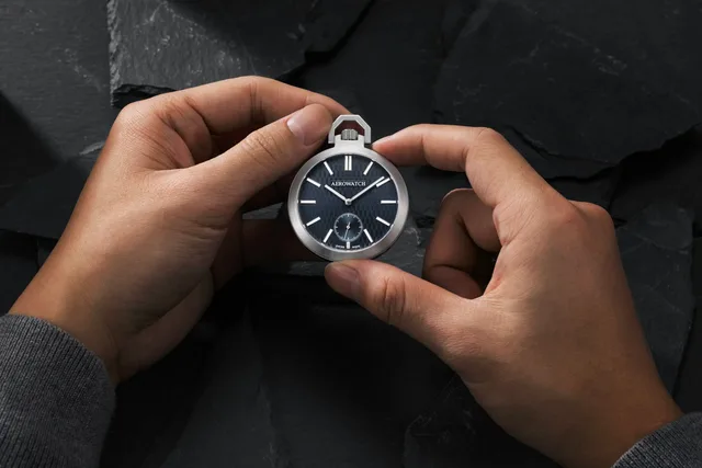 50829-AA05_WRIST