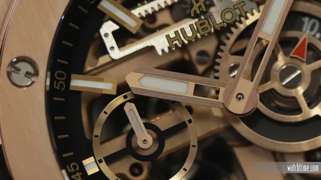 Hublot_Big_Bang_Power_Reserve_RG_2025_Hand_ZRH