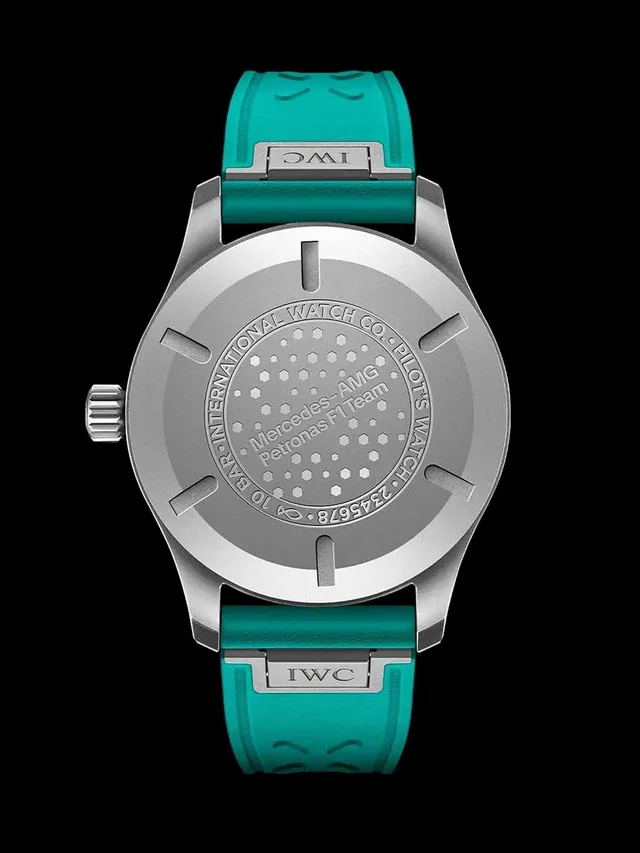 IWC_Pilot_Mark_XX_Mercedes_F1_IW328210_Boden