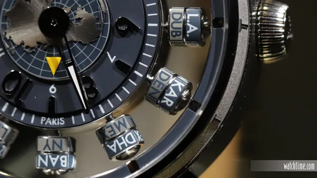 Louis_Vuitton_GMT_2_LVMH_WW_2025