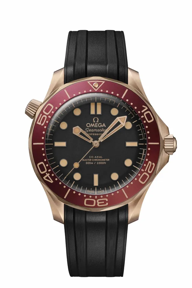 210.92.42.20.01.003_OMEGA-Seamaster_Diver300M_CloseUp_dial_4x5_RVB_kl