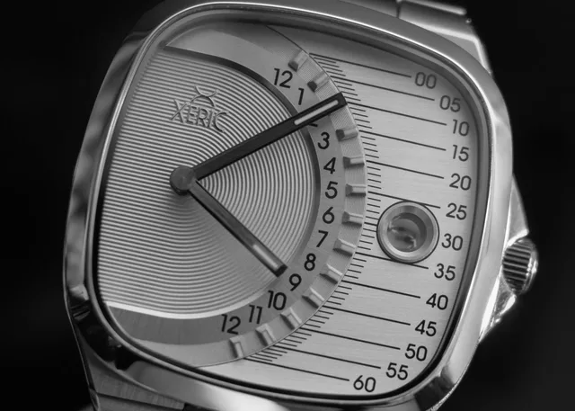 Xeric-Timeline-Retrograde-Review-Zen-Love-3