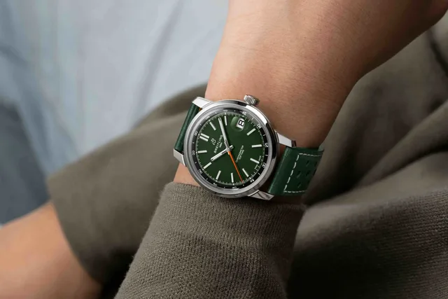 Breitling_Top_Time_38_green_leather_Ref_AB3113171L1X1_RGB