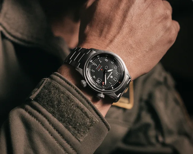 Bremont-Altitude-Meteor-2025