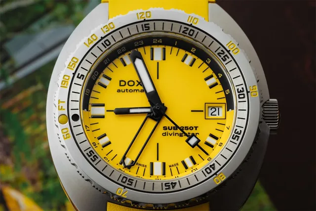 Doxa_SUB-250T_GMT_Diving_Star-1