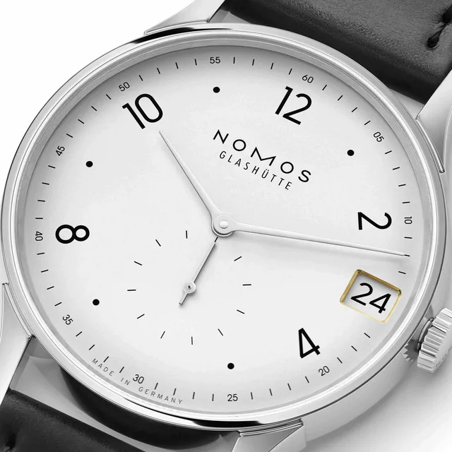 NOMOSGlashuette_1250_Minimatik_39_date_detail