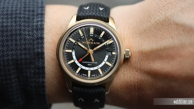 Norqain_Freedom_60_GMT_40MM_Bronze_Wristshot_ZRH_2025
