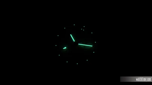 Omega_X_Swatch_MoonSwatch_1965_Hands_On_Lumeshot_ZRH_1965
