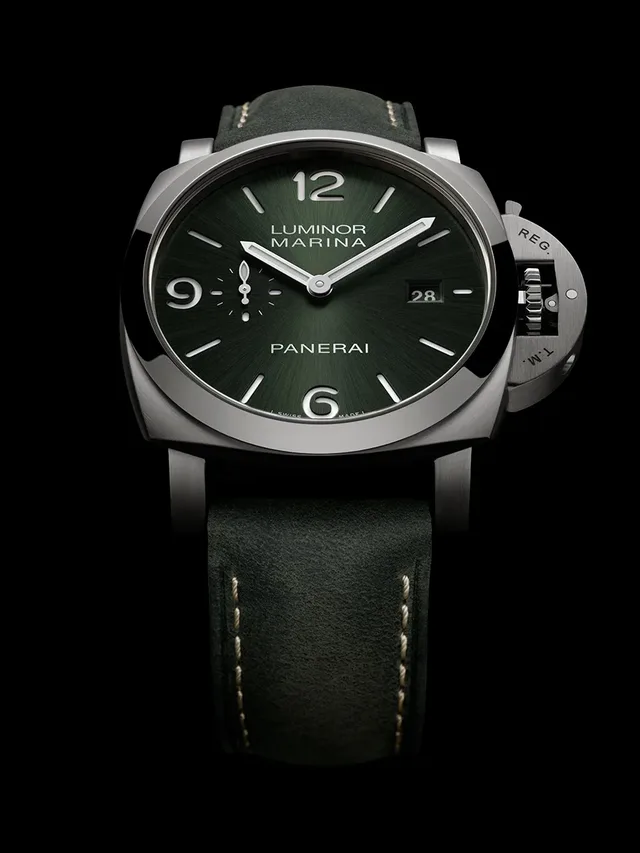 Panerai_Marina_PAM03325_DET_01_B_1-1