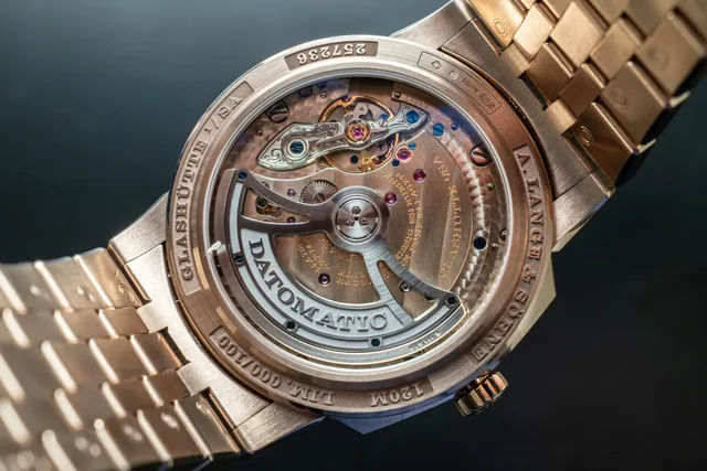 A-Lange-Sohne-Odysseus-Honeygold-2
