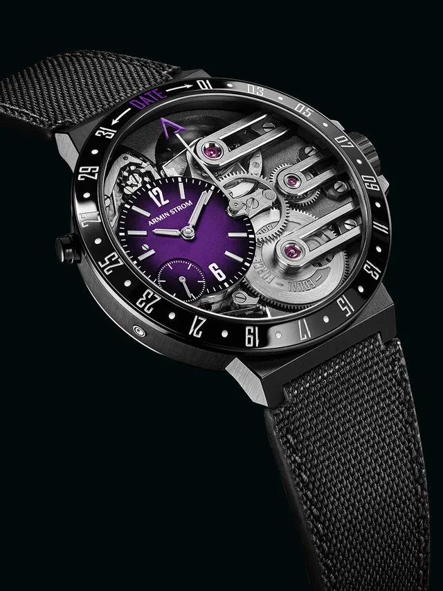 Armin_Strom_Orbit_Purple_CloseUp_BlackBG