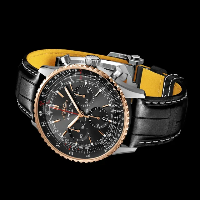 Breitling_NAVITIMER B01_CHRONOGRAPH_43_UB01384A1B1P1_RolledUp_ECOM