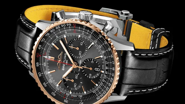 Breitling_NAVITIMER B01_CHRONOGRAPH_43_UB01384A1B1P1_RolledUp_ECOM
