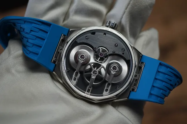 Christopher Ward C12 Loco movement - 1
