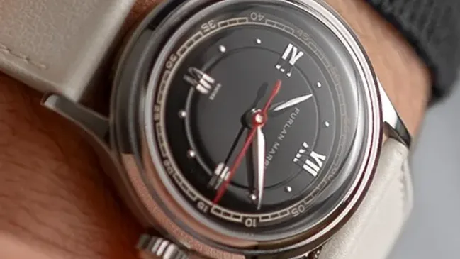 Furlan_Marri_Red_Hunter_Anniversary_Wrist