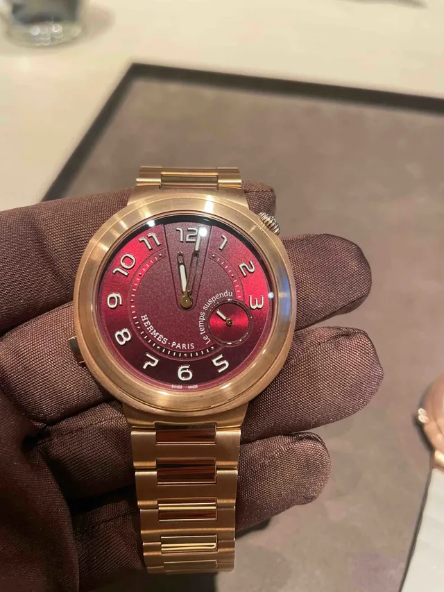 Hermes_Cut_le_temps_suspendu