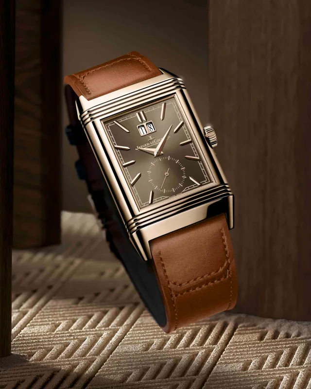 JLC-reverso-geographic-gold_front