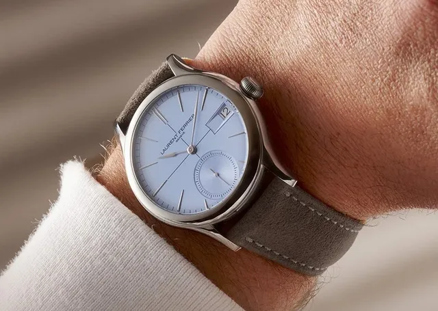 Laurent_Ferrier_Classic_Auto_Horizon_Wristshot