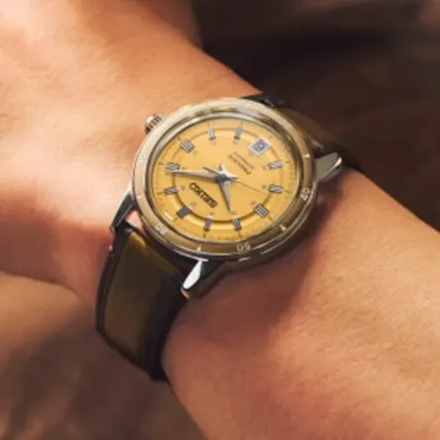 Seiko_Presage_60s_SRPL75J1_Wristshot-2_SQ