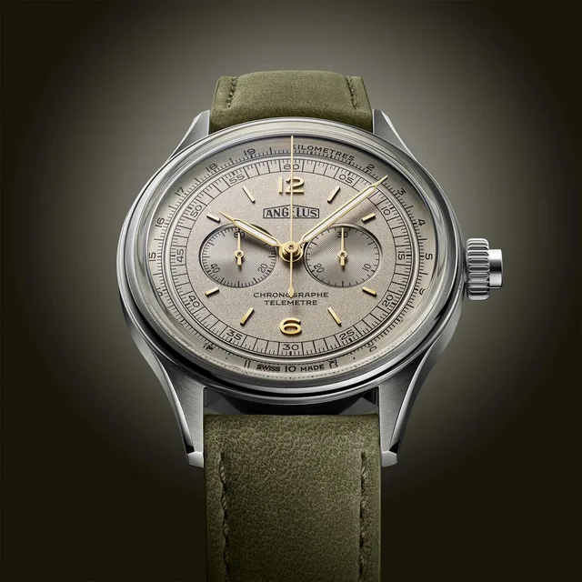Angelus_Chrono Telemetre Steel-grey_face-up