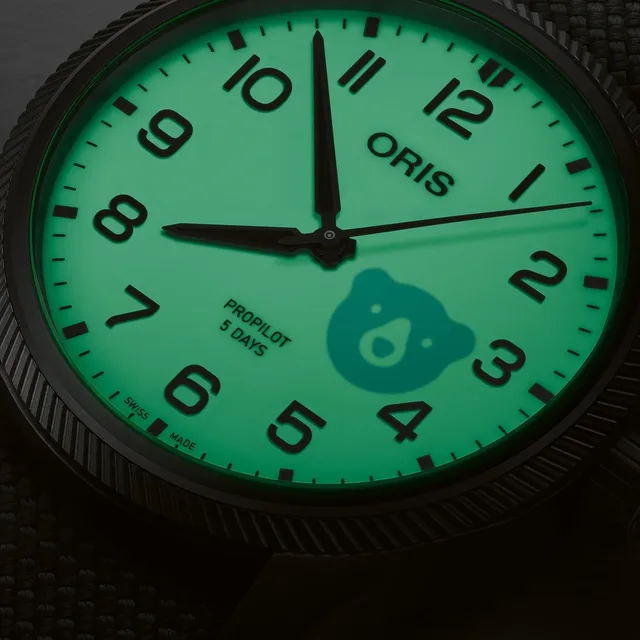 Oris_Hoelstein-Edition-2025_02-lume