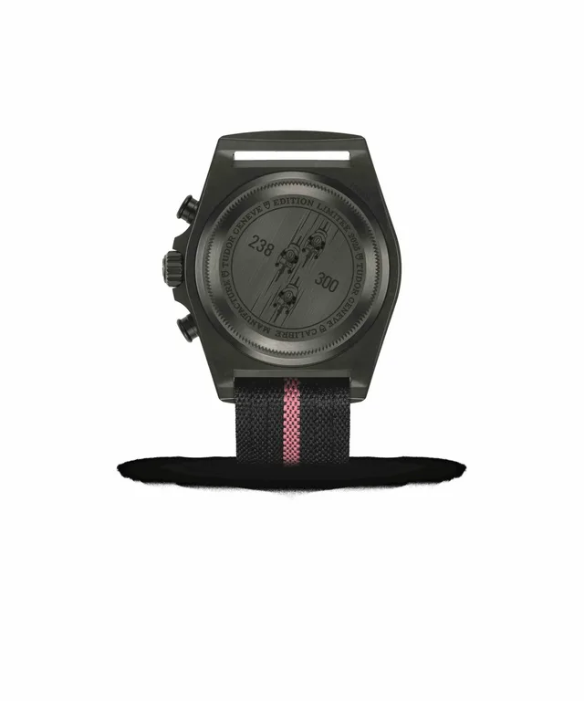 TUDOR_Pelagos-FXD-Chrono_Pink_5.440-EUR_Mood_1