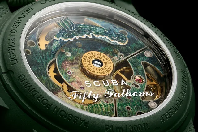 Blancpain_Swatch_Green Abyss_CLOSE-UP_BACK