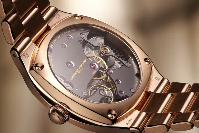 Laurent-Ferrier_Sport-Auto-79_Gold_Case_Back-1