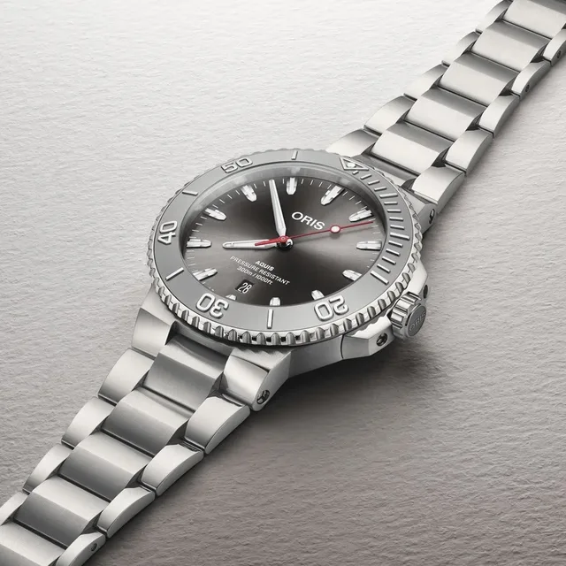 Oris_Aquis_Date