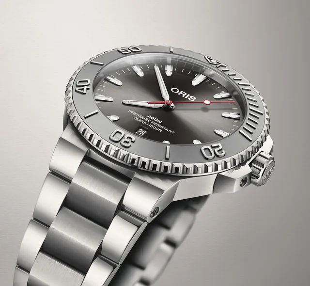 Oris_Aquis_Date_bracelet