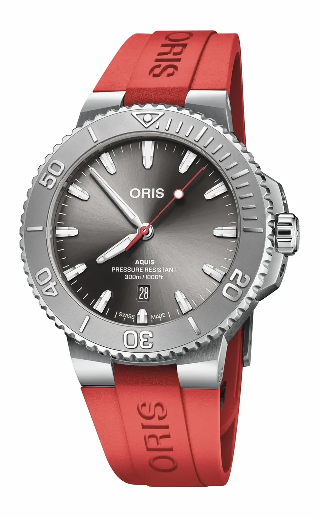 Oris_Aquis_Date_rubber-1