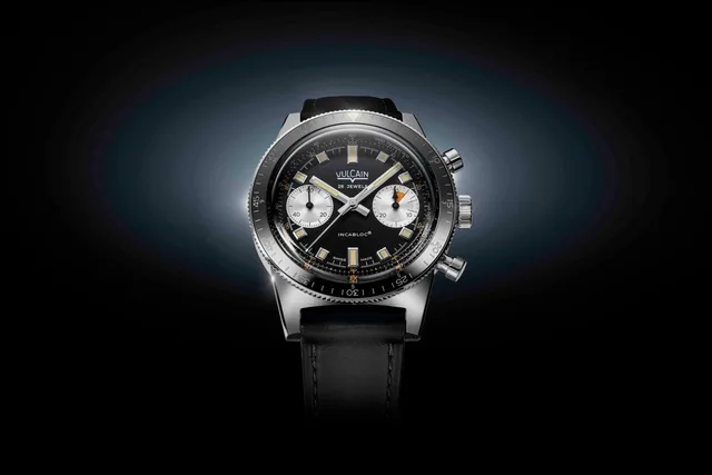 Vulcain Skindiver Chronograph Packshot Landscape