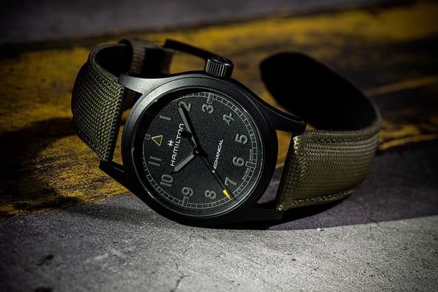 Hamilton Khaki Field Mechanical 38mm Modern Warfare 4 edition: title