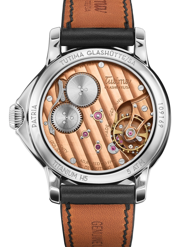 Tutima_Patria_6612-01_Caseback.jpg