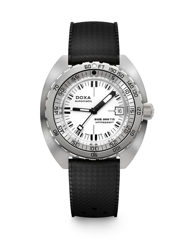 Doxa SUB 300 Ti5 Whitepearl: front