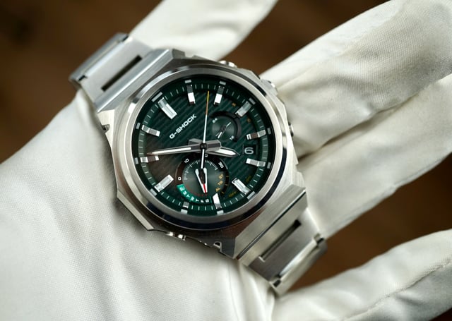 G-SHOCK G-Steel GSTB1000D-3A character