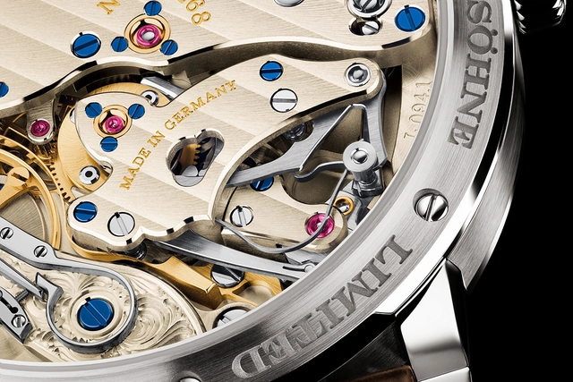 A_Lange_Soehne_Richard_Lange_Jumping_Hours_Caliber_Detail.jpg