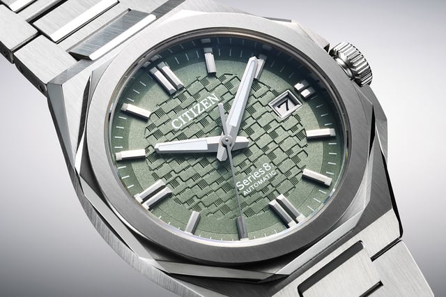 Citizen: Series 8, ref. NB6080-51W, dial