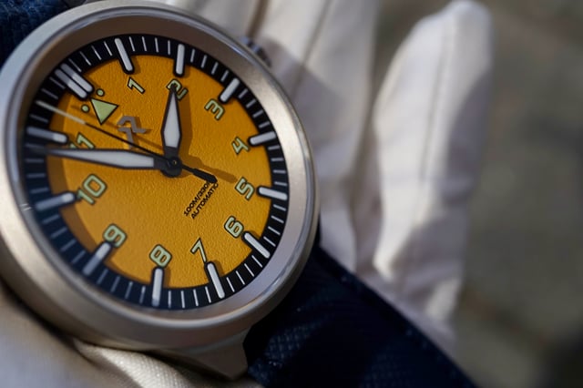 RZE Resolute Type A dial