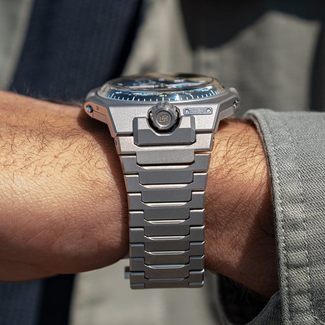 Urwerk UR-10 Spacemeter Blue, strap