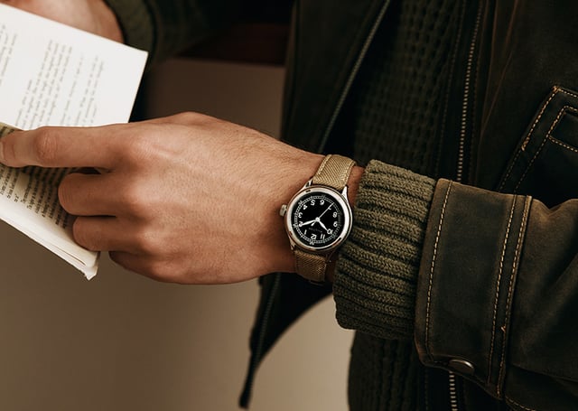 Bulova A-11 Jimmy: wrist
